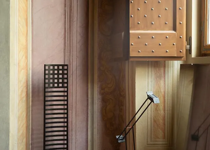 Impressive Renaissance With Elevator * Floransa