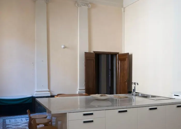 Daire Impressive Renaissance With Elevator *