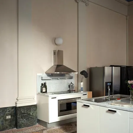 Impressive Renaissance With Elevator Apartament *